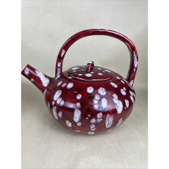 Unmarked Other - Handcrafted Studio‎ Art Pottery Teapot Red Glaze White & Black Speckles Ceramic